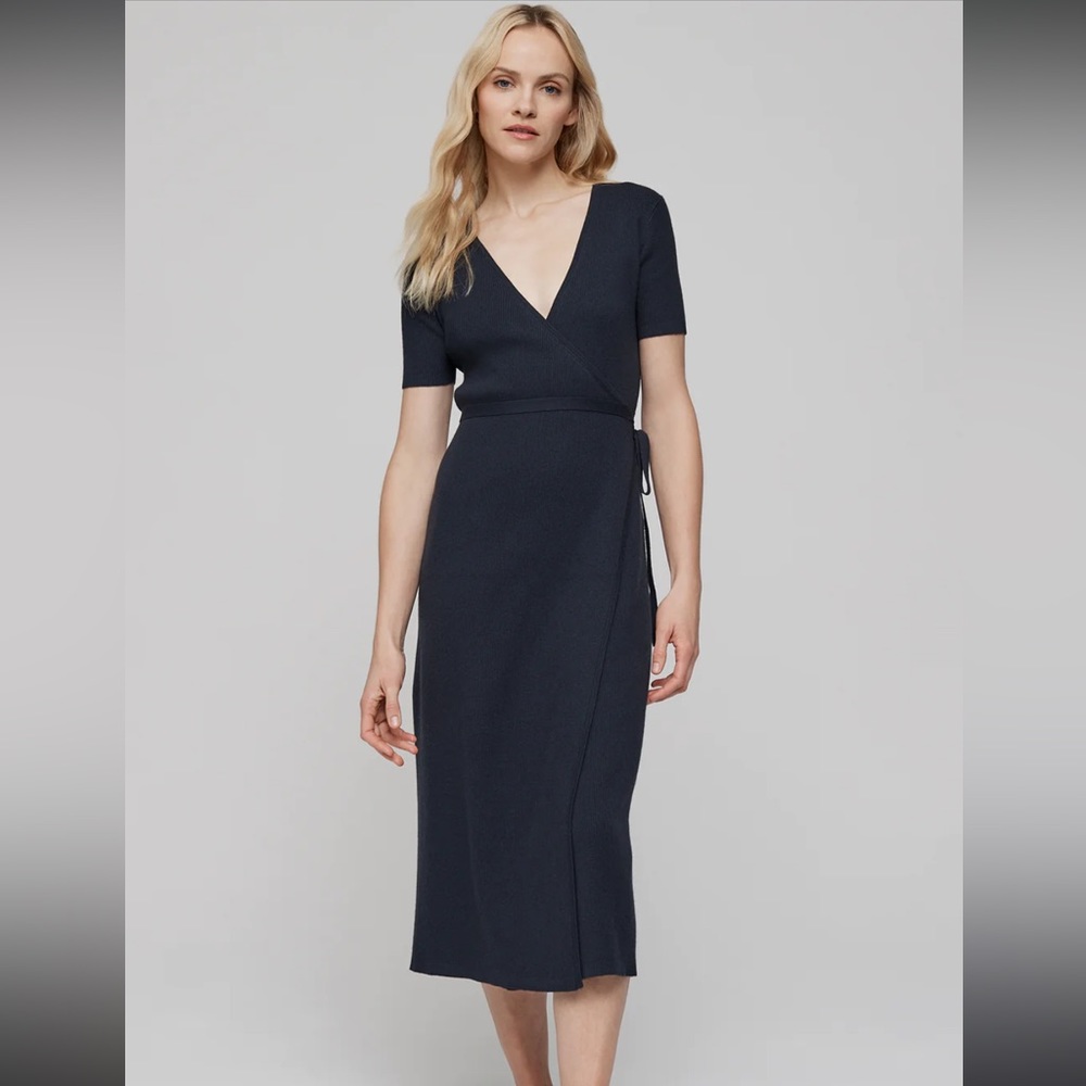 Naked Cashmere Elsie short sleeve midi wrap dress in Navy Size M MSRP $137